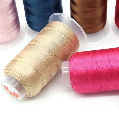 115G Gewicht Langlebiges Polyester-Nähtgarn für Lederherstellung Durchmesser 0,15-0,32 mm