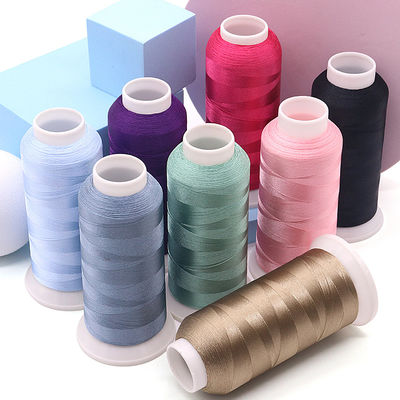 4000 Yard reine Farbe Filament Garne 100% Polyester Stickgarne für Maschine 720 Farben