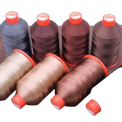 304 Farben hochfest gebundenes Polyester-Fußball-Nähtgarn für Nähtaschen