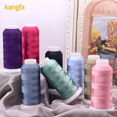 Niedrige Schrumpfung 120D/2 Garnzahl 100% Polyester-Garn für Stickmaschine 4000 Yard