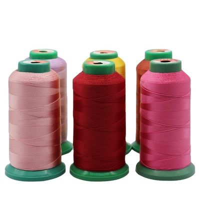 240 Farboptionen Hochfestigkeit Tex135 Polyester Nähgarne für Leder Nähen