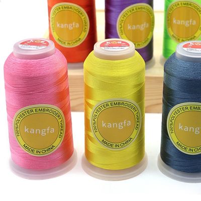 720 Farben 150D/2 100% Polyester Stickfaden für die Maschine 5000m Mischfarben
