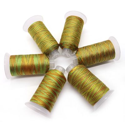 Regenbogen-Nähtgarne aus 100% gesponnenem Polyester zum Kreuzstich