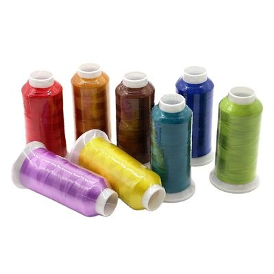 720 Farben aus Polyester-Embroiderfaden für anpassbare und schnelle Stickereien