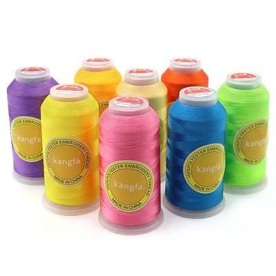 Polyester-Nähfaden in 447 Farben für vielfältige Ankerseidenbroderie