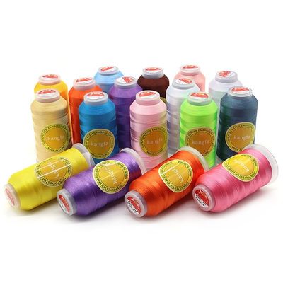 4000y Filament Polyester Stickfaden 120d/2 für die Maschinenhandwerkerei