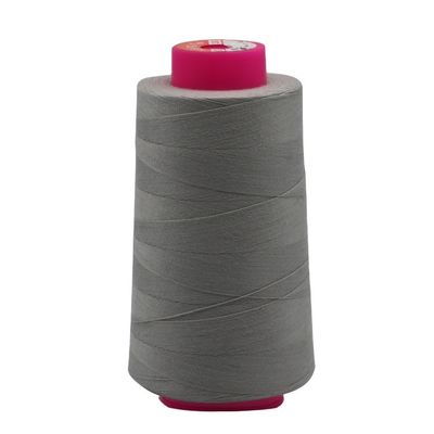 Farbenfrohe Nähfäden für die Maschinenbroderie