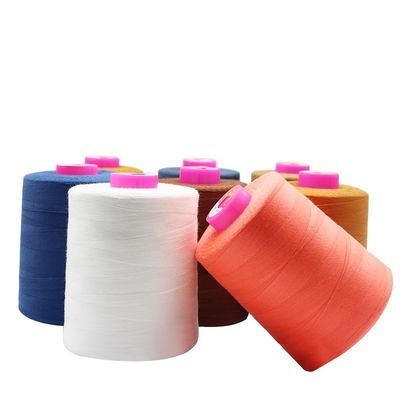 Hochfeste Polyester-Nähtfaden 5000 Meter für weiße Industrie-Overlock-Maschine