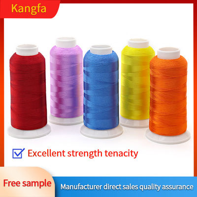 Vergaste 100% Polyester 120d/2 Stickerei Nähgarne 4000m/Kegel für Stickmaschine