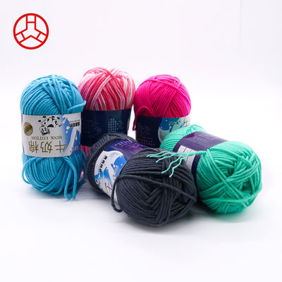 4 Ply Wool Crochet Strickfaden für Pullover Akzeptiert OEM/ODM und Milch Baumwolle Material