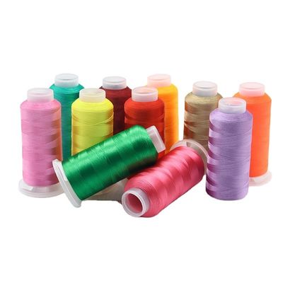 Hochfestigkeit 120D/2 5000Y Polyester Stickfaden für die Spitzen Stickmaschine