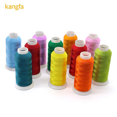 100% Polyester-Nähtfaden für Farbtöne mit unterschiedlichen Ankerseiden