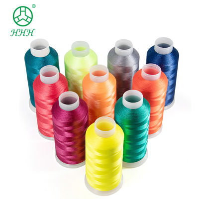 OEM ODM Akzeptanz 120D/2 Viskose Rayon Stickfaden mit Kunststoffkegel